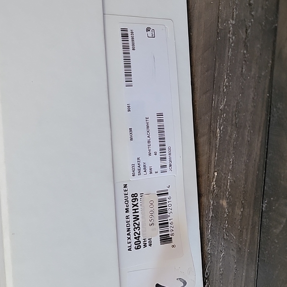 Women's Oversized Sneaker in White/black - Picture 10 of 10